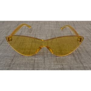 New All Clear Womens Yellow Triangle Cat Eye Retro Sunglasses